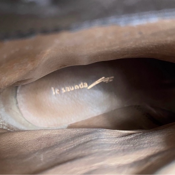 Le Saunda Women's Brown Leather Studded Flat Pull On Bootie Size 5 Classic Boho - Picture 14 of 16